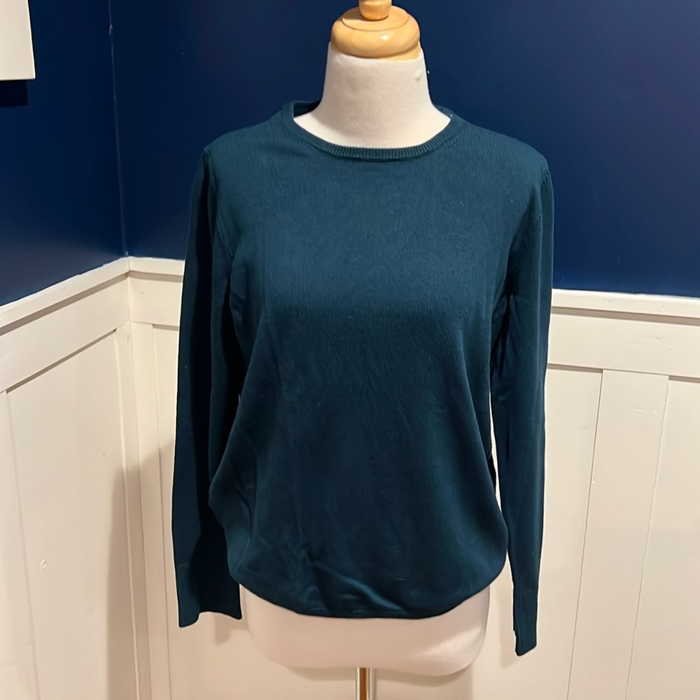 Ann Taylor crewneck sweater NWT